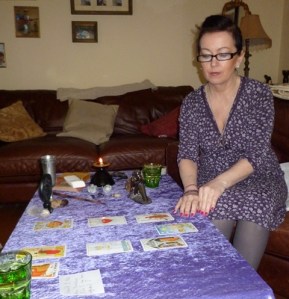 taking time to look at cards before starting the Reading